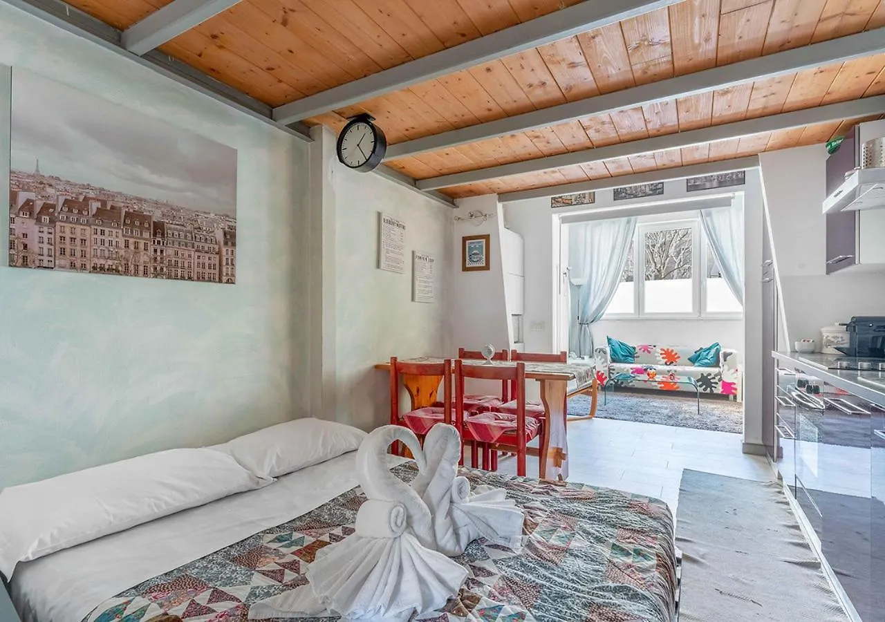 Appartamento Duomo-Linate Loft Free Parking Con Tv 50 E Wi-Fi Milano 0*,